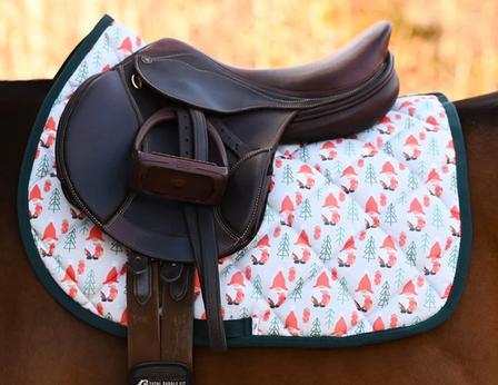 The Gnome Knows Saddle Pad