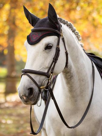 Classic Fly Bonnet